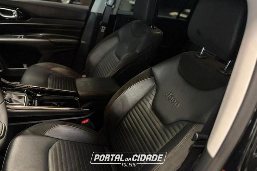 Jeep Commander