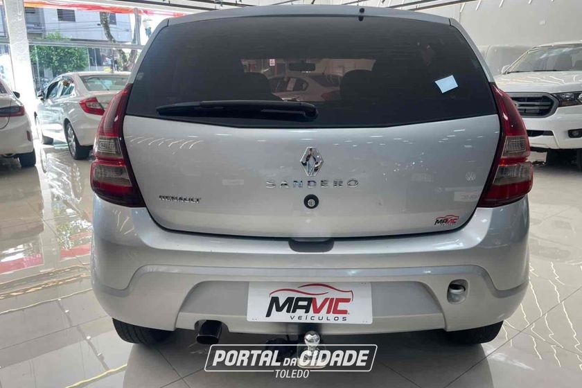 Renault SANDERO