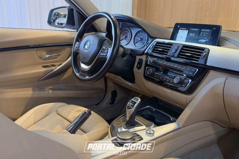 BMW 320iA