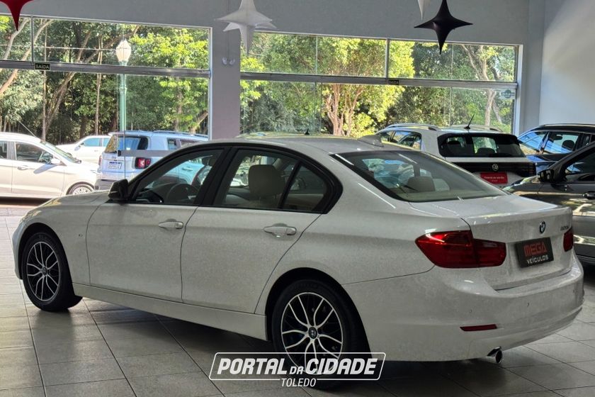 BMW 320iA