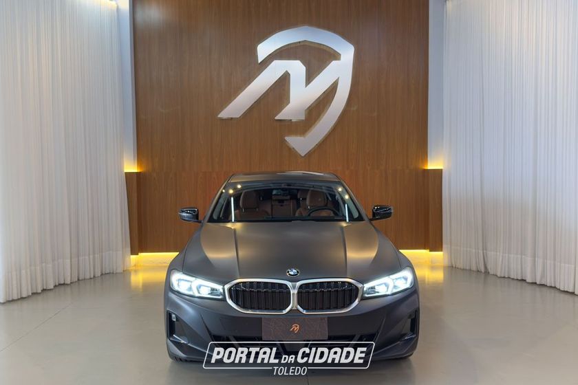 BMW 320iA
