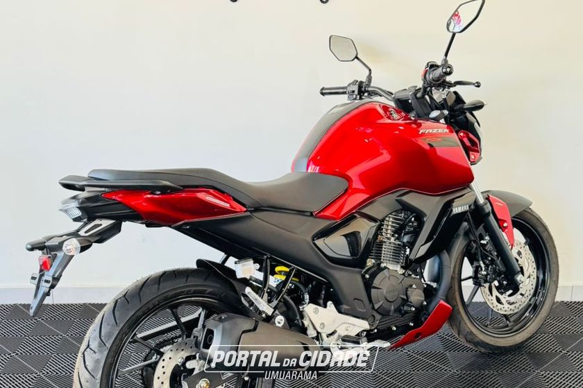 YAMAHA FZ15