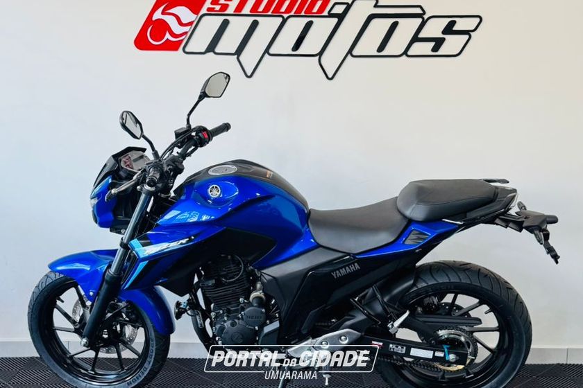 YAMAHA FZ25