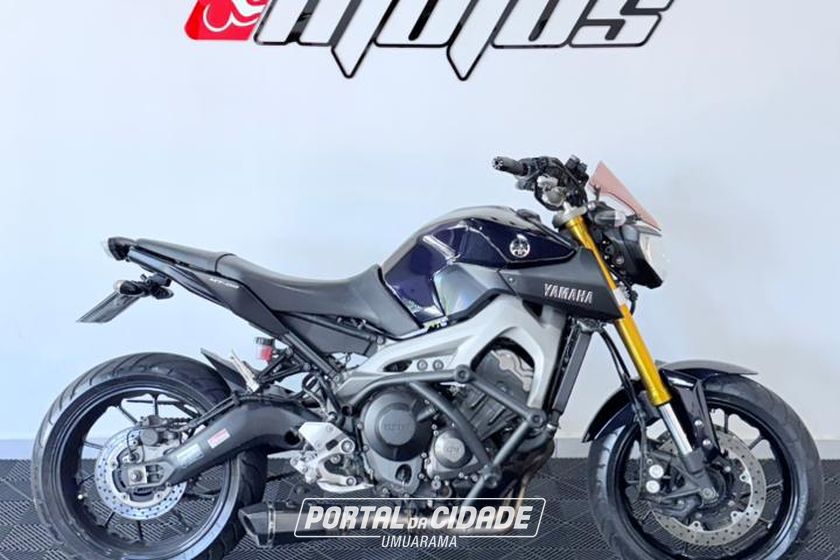 YAMAHA MT-09