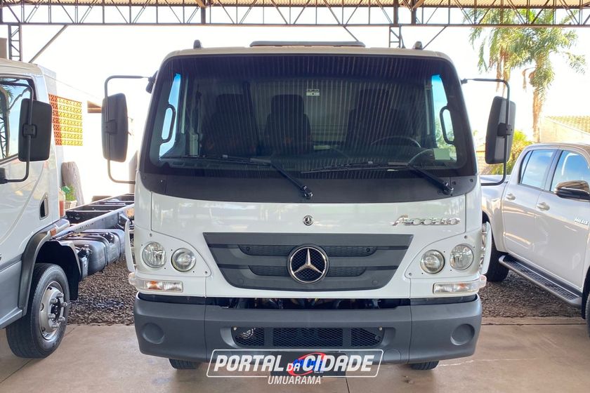 MERCEDES-BENZ Accelo