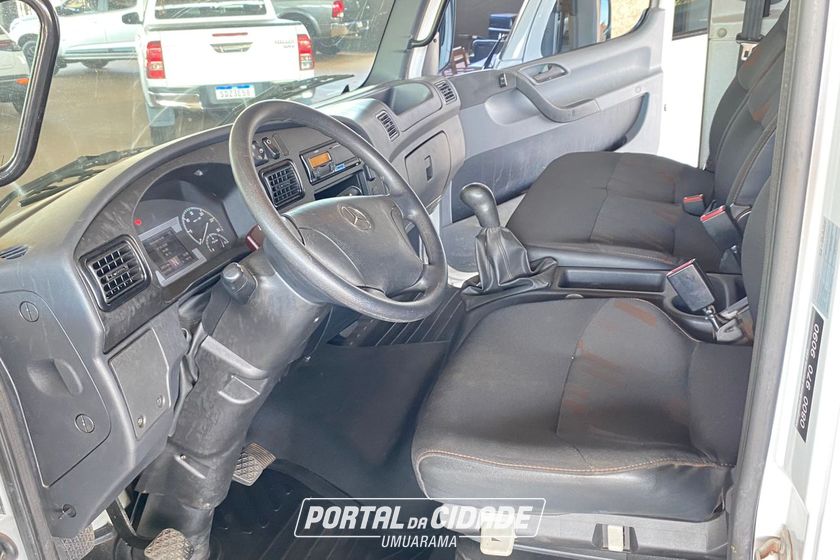 MERCEDES-BENZ Accelo