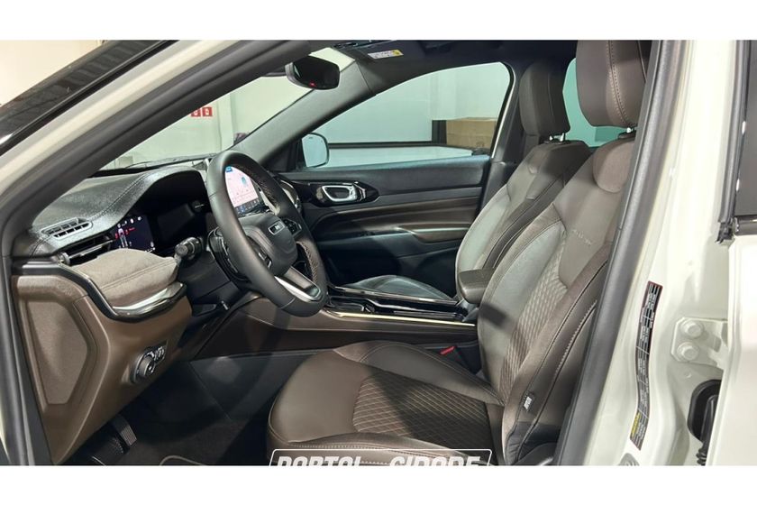 Jeep Commander