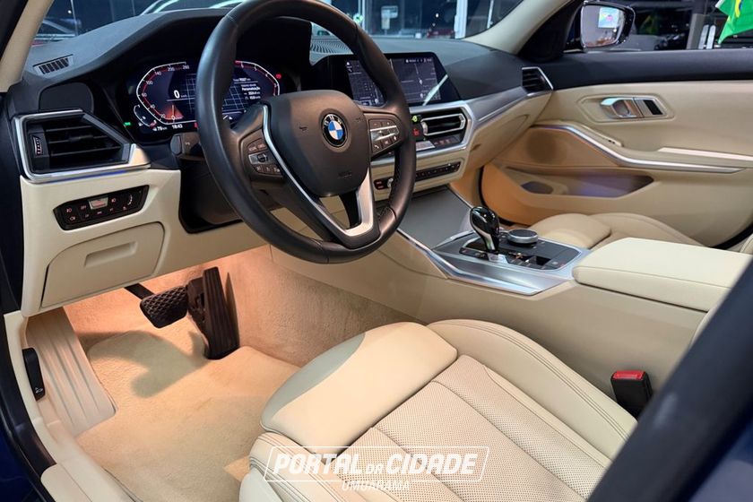 BMW 320iA