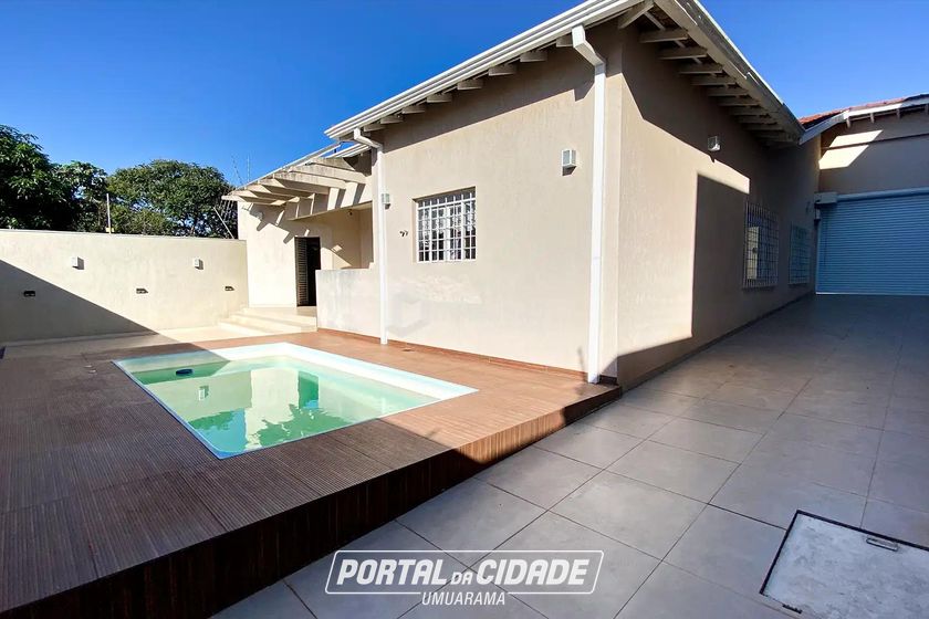 Casa &agrave; venda - 380m&sup2; - Zona I