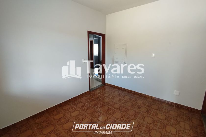 Casa &agrave; venda - 242m&sup2; - Parque San Remo I