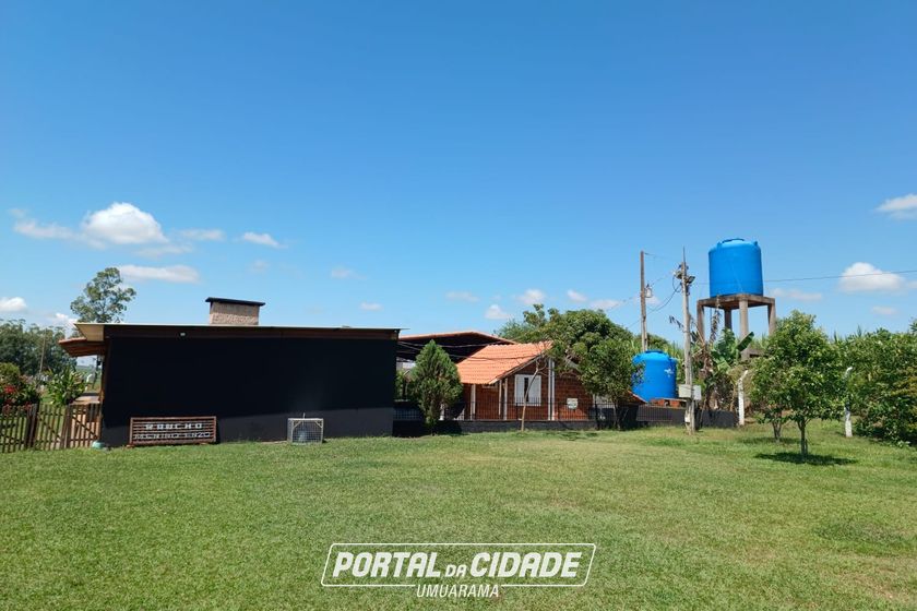 Ch&aacute;cara &agrave; venda - 20m&sup2; - Estrada Jaborandi