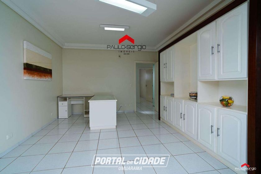 Sala Comercial &agrave; venda - 525m&sup2; - Zona I