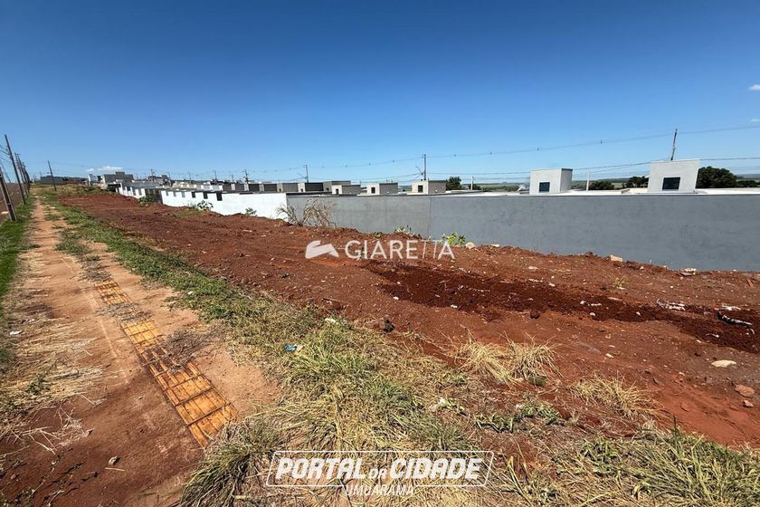 Terreno &agrave; venda - 250m&sup2; - JARDIM PANORAMA