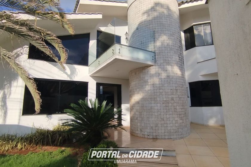 Casa &agrave; venda - 406m&sup2; - Zona II