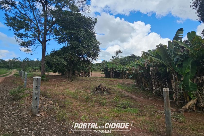 Ch&aacute;cara &agrave; venda - 42088m&sup2; - PARQUE LAGO AZUL