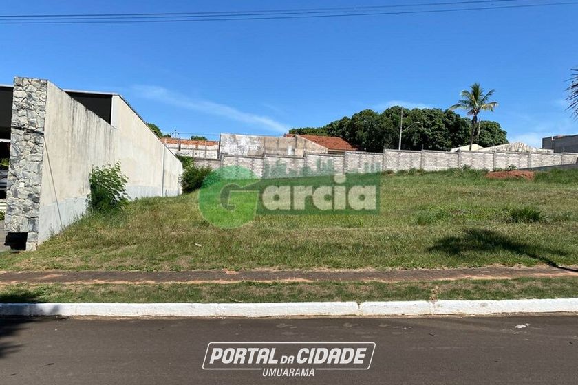Terreno &agrave; venda - 757m&sup2; - Jardim Alphavile