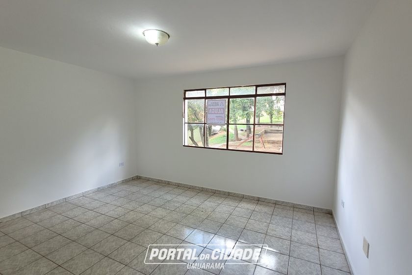 Apartamento para alugar - 59m&sup2; - Zona III