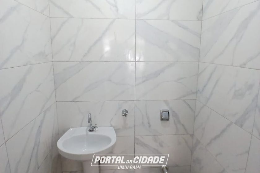 Sal&atilde;o Comercial para alugar - 250m&sup2; - Zona I