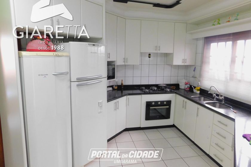 Casa &agrave; venda - 238m&sup2; - JARDIM LA SALLE