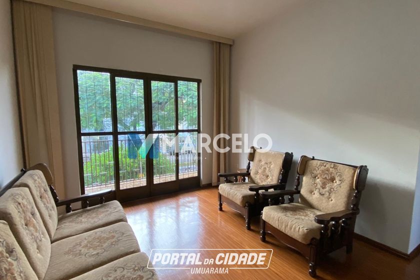Sobrado &agrave; venda - 223m&sup2; - Zona II
