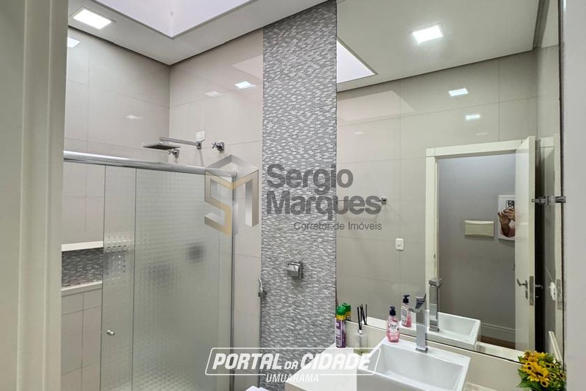 Casa &agrave; venda - 415m&sup2; - Zona V