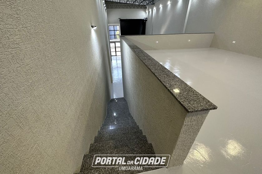 Sal&atilde;o Comercial para alugar - 300m&sup2; - Parque Interlagos