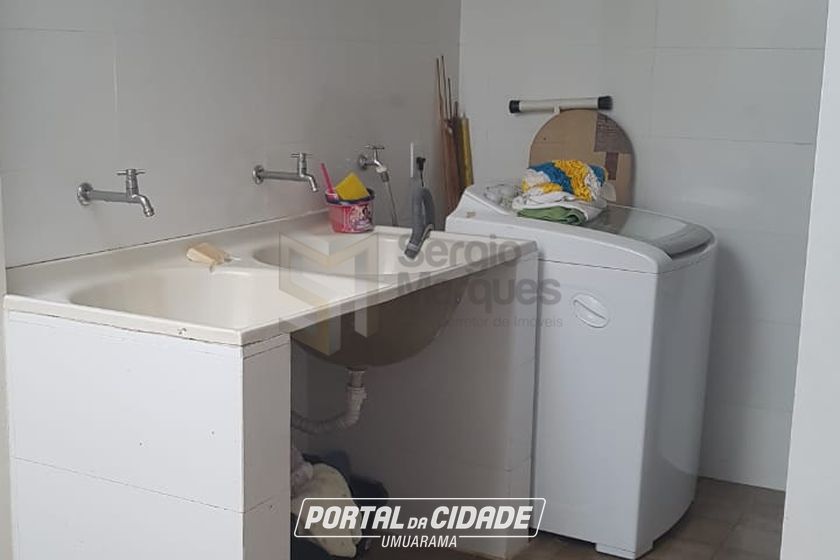 Casa &agrave; venda - 275m&sup2; - Condom&iacute;nio Royal Garden