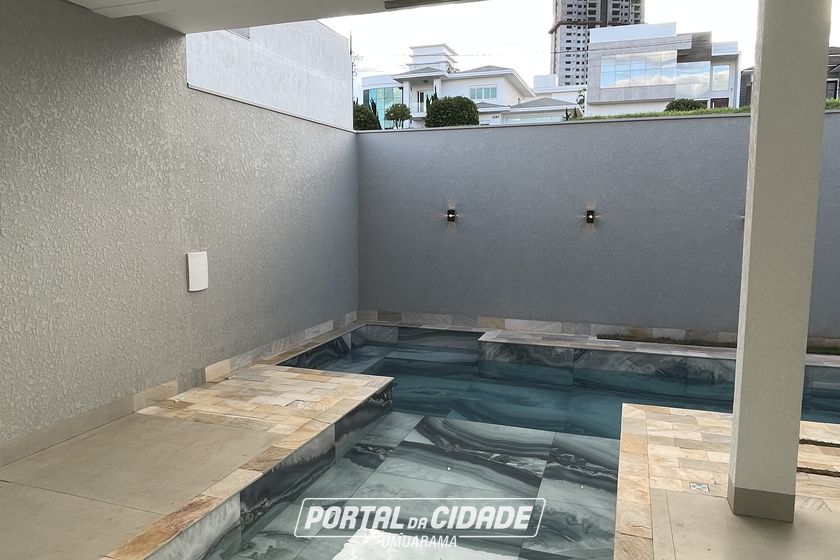 Sobrado &agrave; venda - 360m&sup2; - Condom&iacute;nio Royal Garden