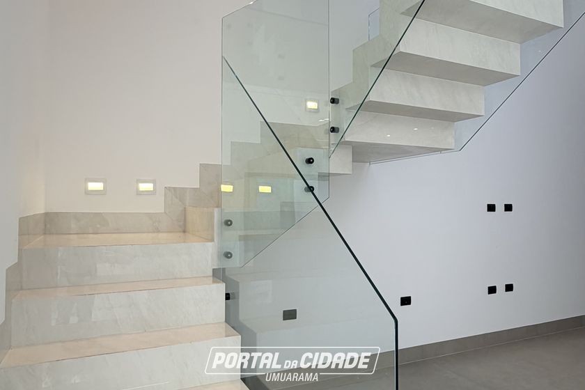 Sobrado &agrave; venda - 200m&sup2; - Jardim Colorado