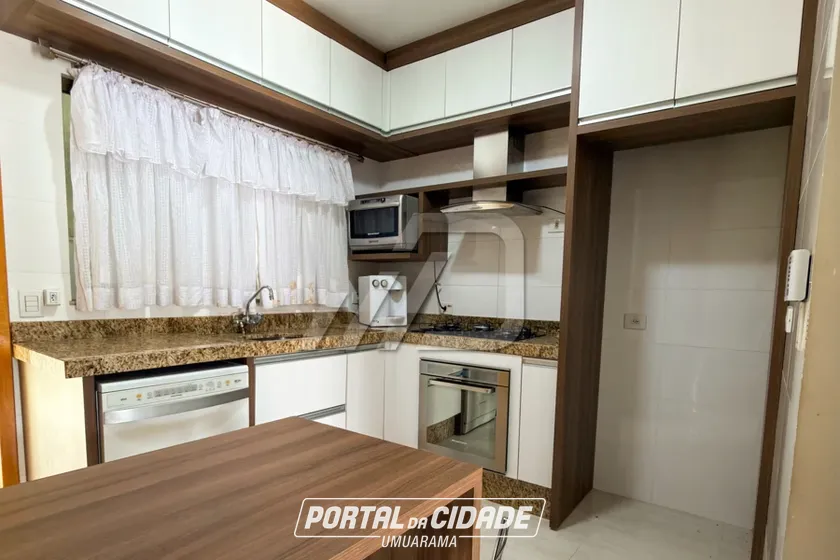 Casa &agrave; venda - 90m&sup2; - Zona III