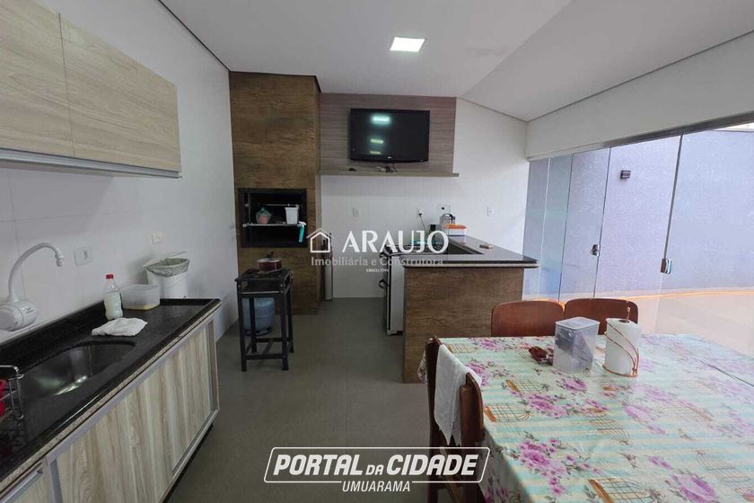 Casa &agrave; venda - 243m&sup2; - Jardim Indai&aacute;