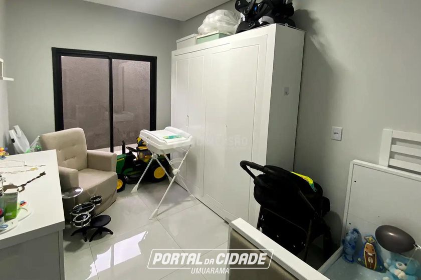 Sobrado &agrave; venda - 181m&sup2; - Jardim Cima