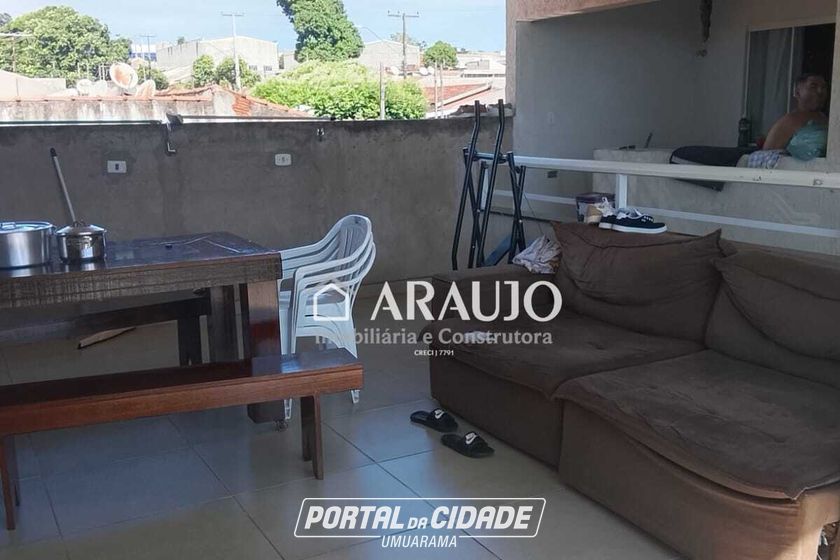 Sobrado &agrave; venda - 251m&sup2; - Jardim Kennedy