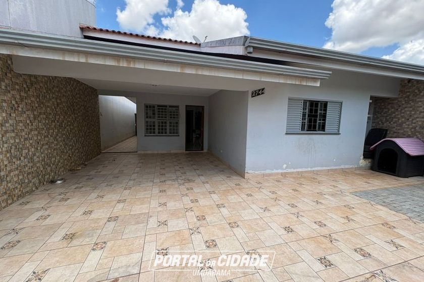 Casa &agrave; venda - 252m&sup2; - Parque Bandeirantes
