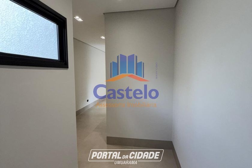 Casa &agrave; venda - 195m&sup2; - PARQUE RESIDENCIAL INTERLAGOS II