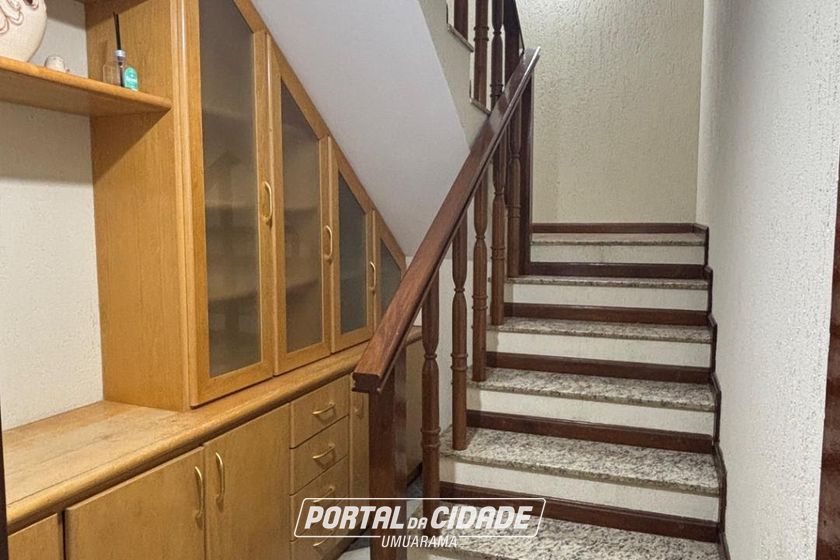 Casa para alugar - 363m&sup2; - Zona IV