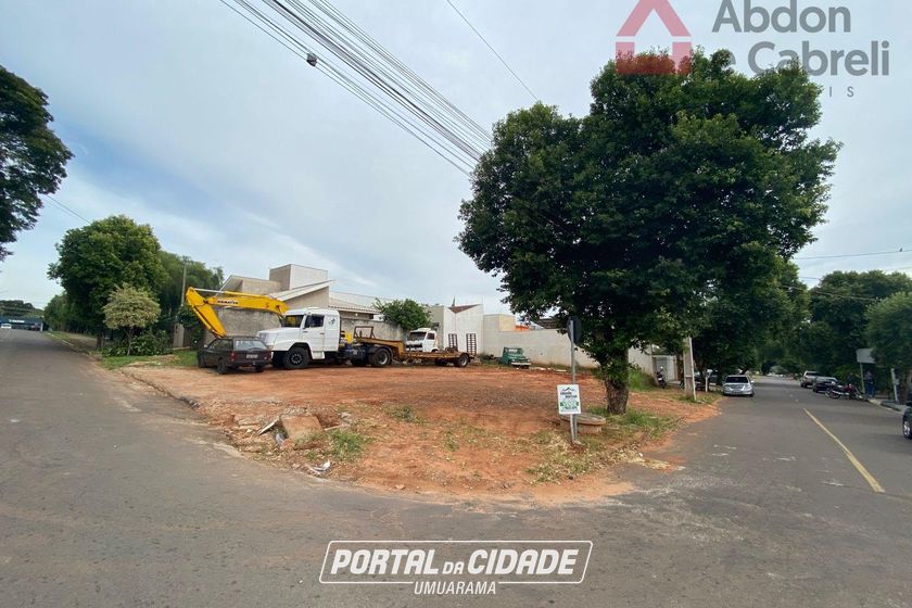 Terreno &agrave; venda - 375m&sup2; - Jardim Colibri