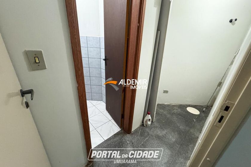 Sala Comercial para alugar - 42m&sup2; - Zona 1
