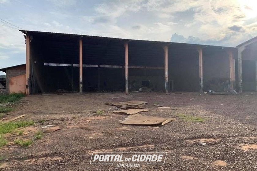 Sal&atilde;o Comercial para alugar - 4100m&sup2; - Parque Industrial 3A
