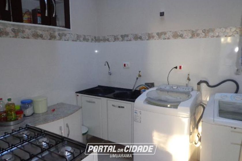 Casa &agrave; venda - 150m&sup2; - Zona 2