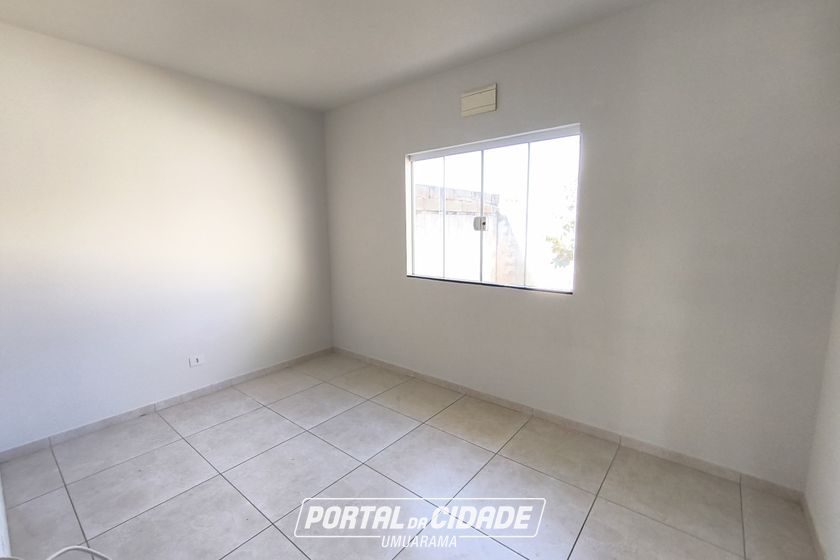 Casa &agrave; venda - 98m&sup2; - Jardim Yoshi