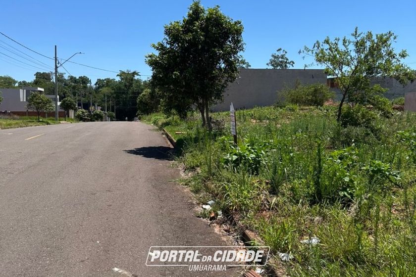 Terreno &agrave; venda - 136m&sup2; - PARQUE ILHA DA MADEIRA