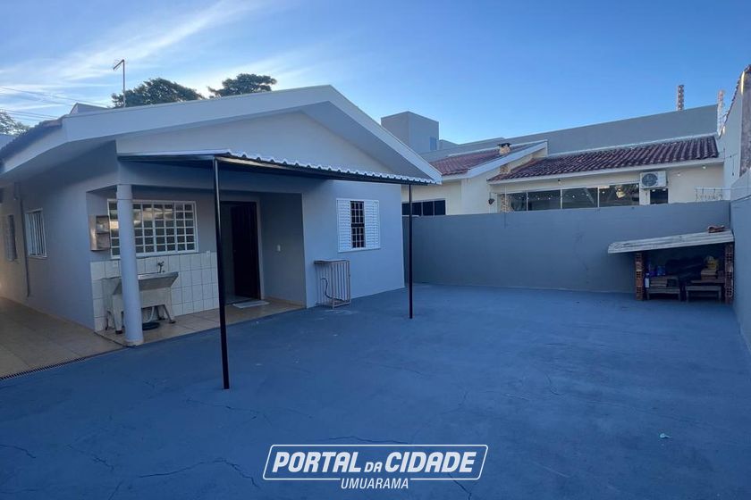 Casa para alugar - 100m&sup2; - Jardim Alphavile