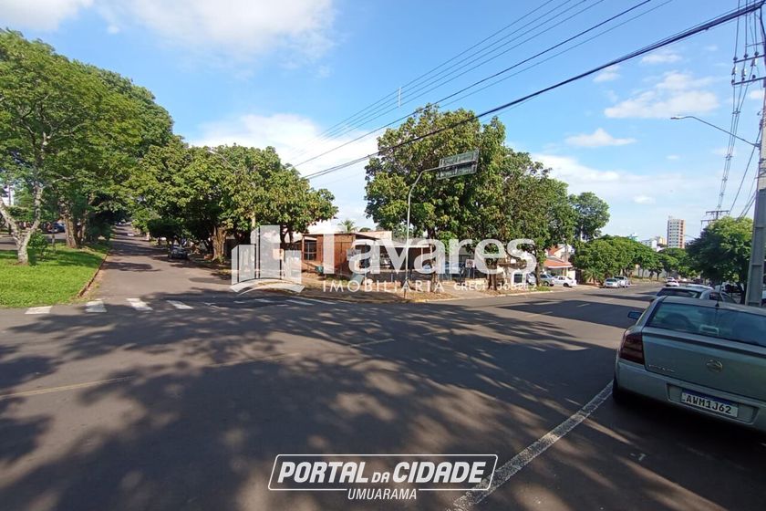 Terreno &agrave; venda - 437m&sup2; - Zona V