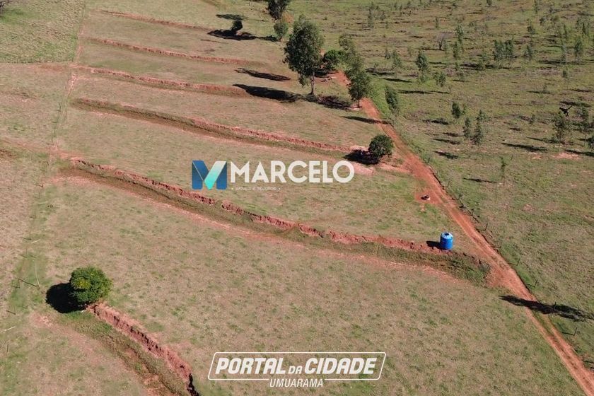 Ch&aacute;cara &agrave; venda - 42m&sup2; - Zona Rural
