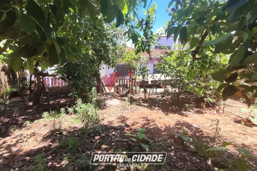Casa &agrave; venda - Zona VI