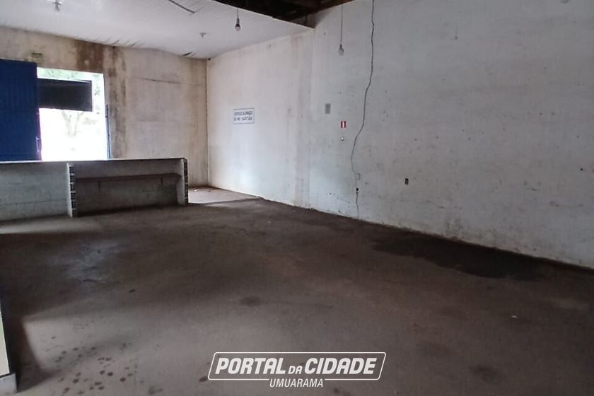 Sal&atilde;o Comercial para alugar - 240m&sup2; - Zona I