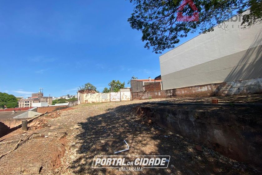 Sala Comercial &agrave; venda - 498m&sup2; - Zona II