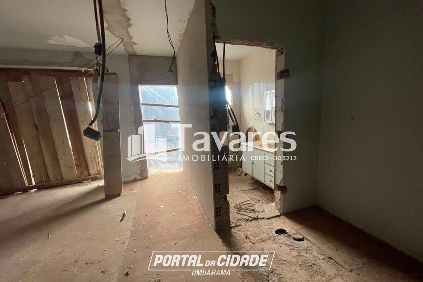 Casa &agrave; venda - 1000m&sup2; - Zona I
