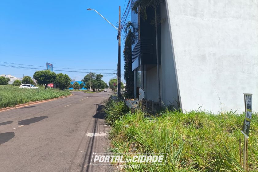 Terreno &agrave; venda - 373m&sup2; - Alto da Paran&aacute;
